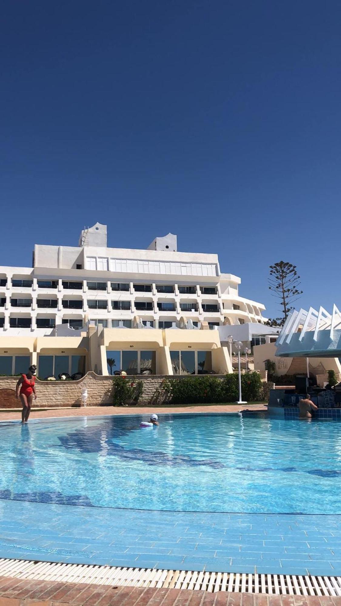 Borg El Arab Beach Resort Ngoại thất bức ảnh The Grand Hotel